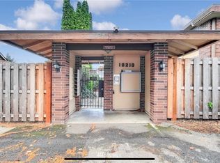10210 SE 239th St APT 23, Kent, WA 98031