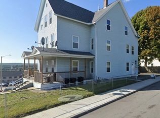 17 Winthrop St, Worcester, MA 01604