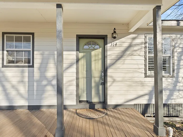 314 Woodard St — Photo 26