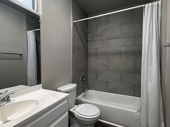 5th image of 409 N Los Robles Ave APT 12
