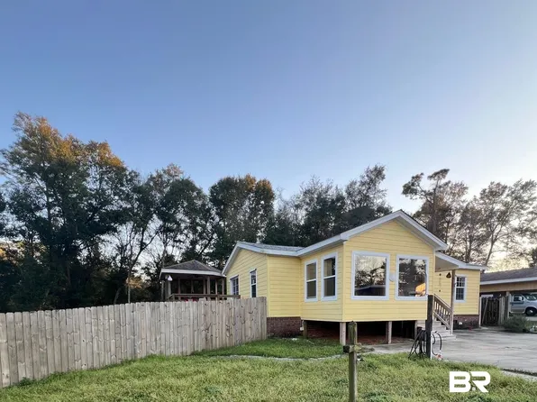 17 Buena Vista Dr, Lillian, AL 36549