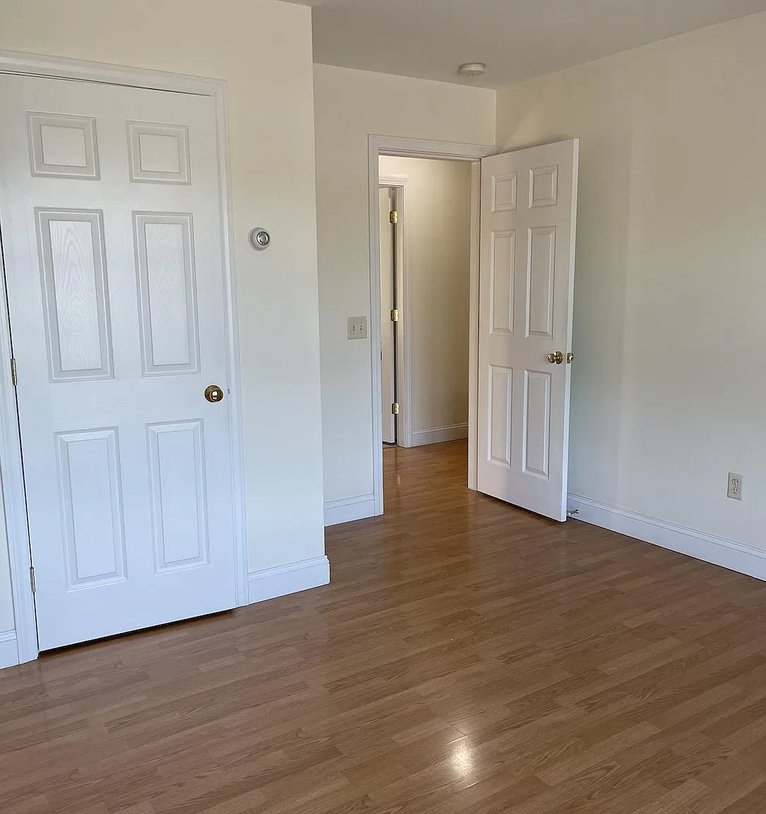2 bed, 1.5 bath, 1170 sqft, $1,900 — Photo 1