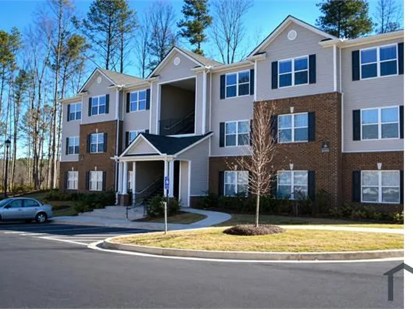 5202 Fairington Ridge Cir, Lithonia, GA