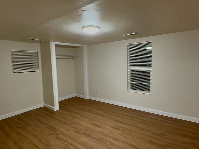 273 Jefferson St — Photo 4