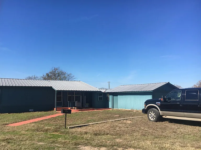 1086 County Road 347 — Photo 23