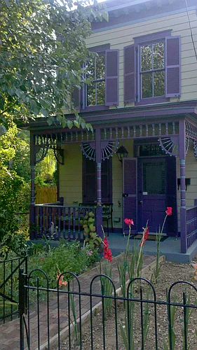 2218 Chester St SE Photo 1