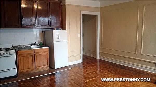 1st image of 272 Sherman Ave APT 4B