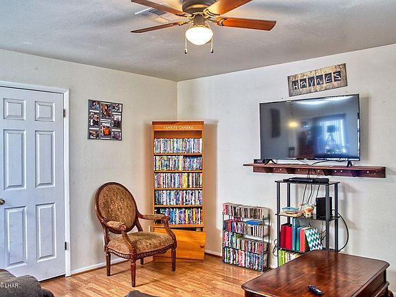 3rd image of 2197 Mimosa Dr