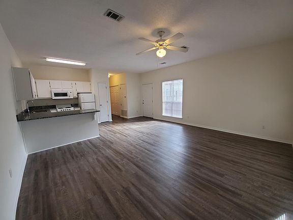 5th image of 40 Jacksons Run #B