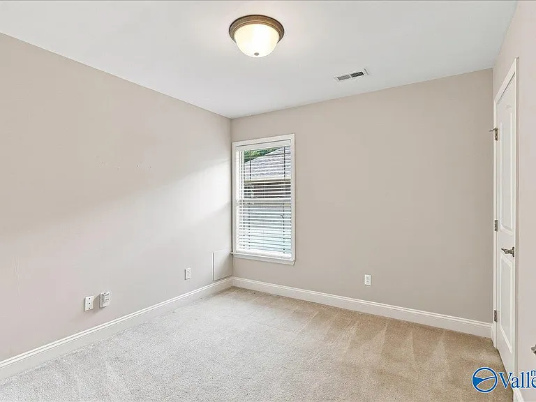 5015 Montauk Trl SE — Photo 24