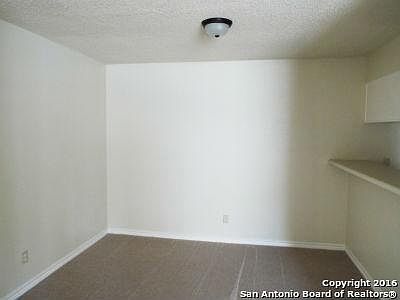 4th image of 4107 Medical Dr APT 5207