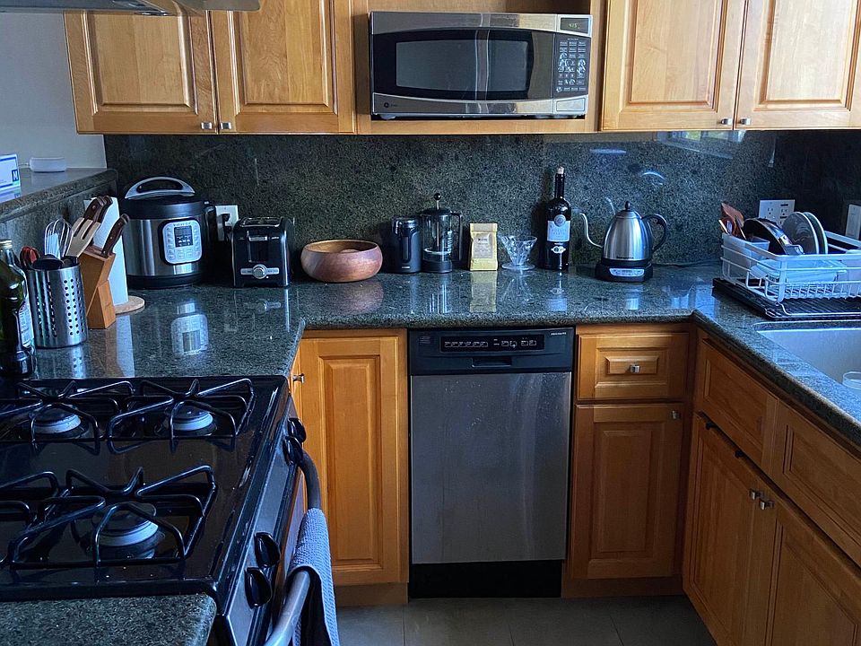 1st image of 807 N Edinburgh Ave #4