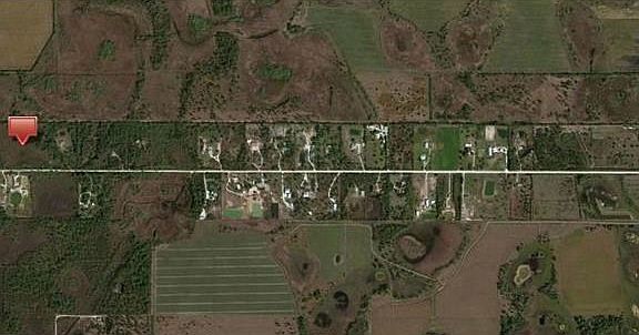 5th image of 40150 Suzan Dr