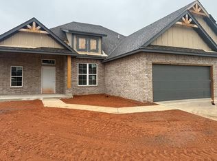 12017 SW 51st St, Mustang, OK 73064