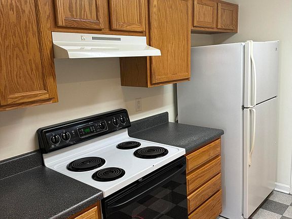 4th image of 4803 Tanglewood Oaks St