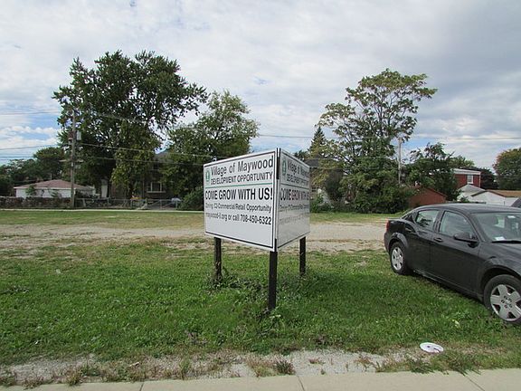 4th image of 802 S 5th Ave