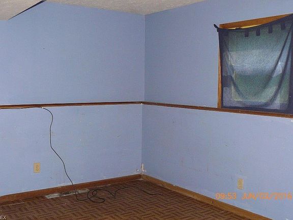 3rd image of 1441 Chapman Ave