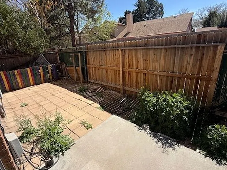 23 Lakeshore Dr NE — Photo 10