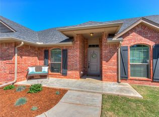 5744 Timberland Xing, Guthrie, OK 73044