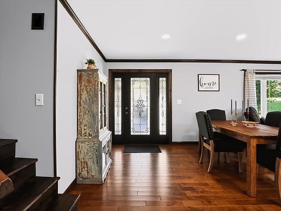4th image of 4623 E Windsor Ln