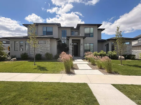 8649 Mirror Pond Dr, Boise, ID 83714