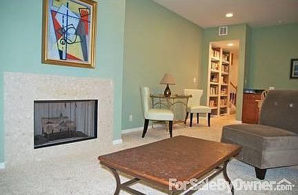 5th image of 2226 W Morse Ave #1