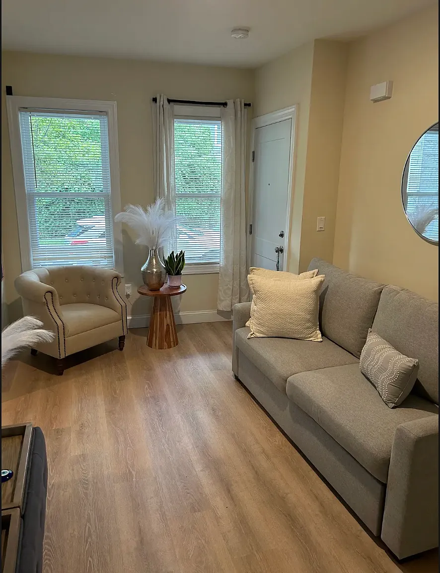 1 bed, $2,100 — Photo 4