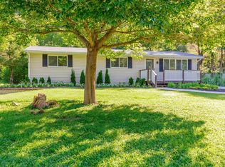 6055 Parkedge Dr, House Springs, MO 63051