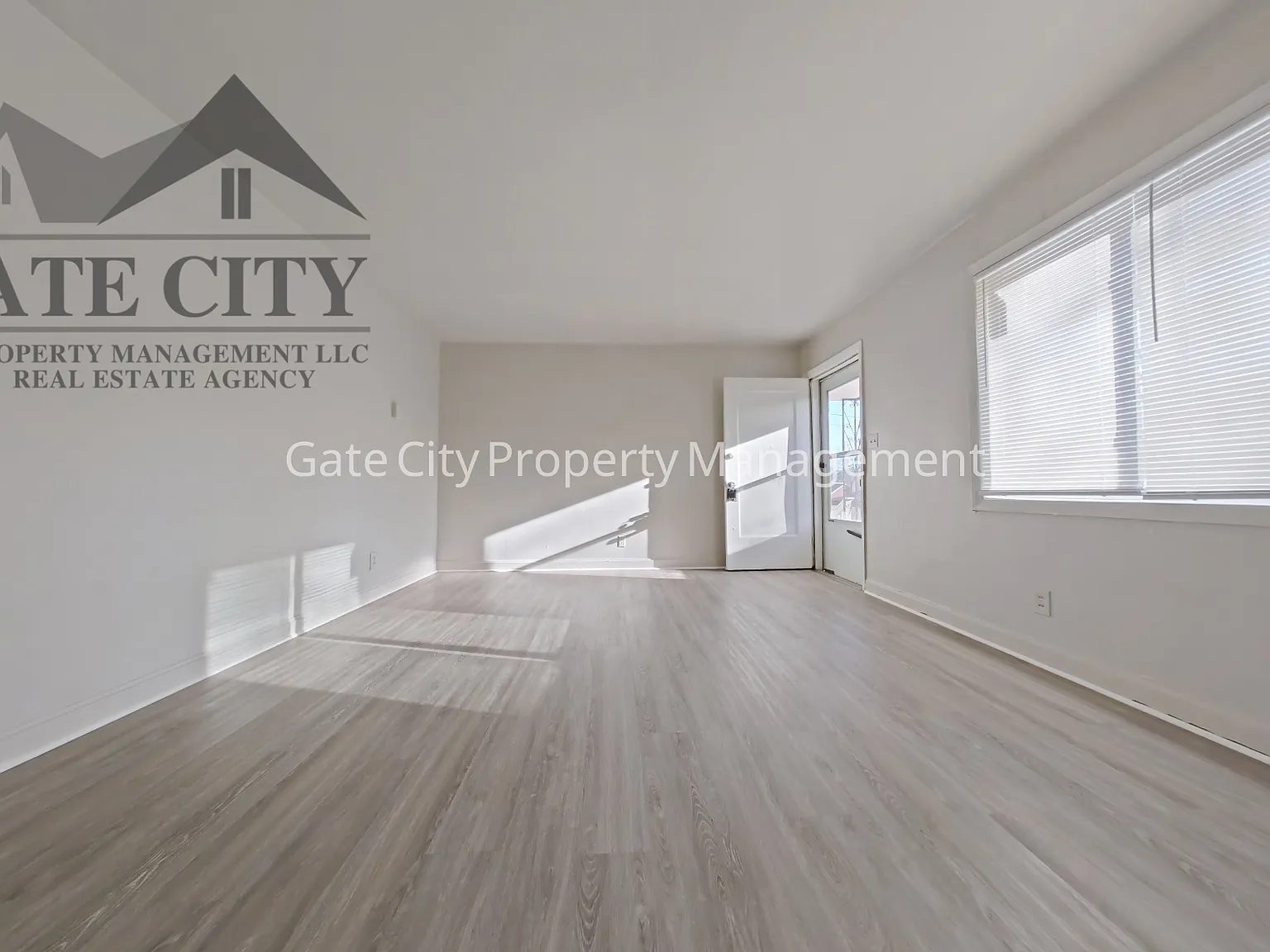 1 bed, 10 sqft, $800 — Photo 4