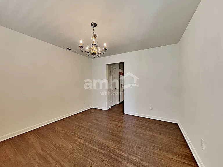117 Rock Glen Ct — Photo 6