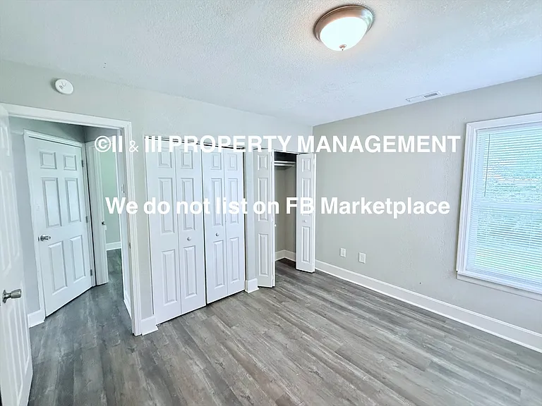 1114 S Scott Ave — Photo 4