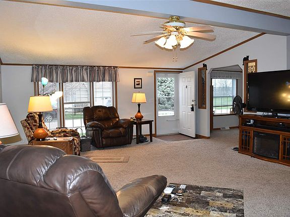 4th image of 5545 Cypress Ln