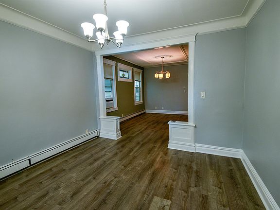 5th image of 108 W 42nd St #1