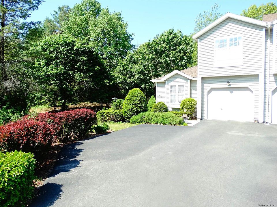 1st image of 82 Old Mill Ln