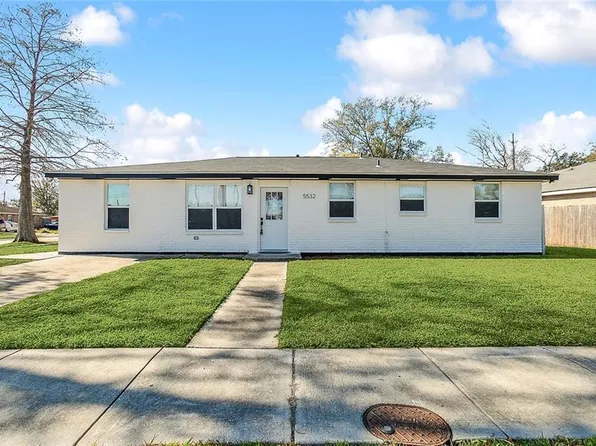 5532 3rd St, Violet, LA 70092
