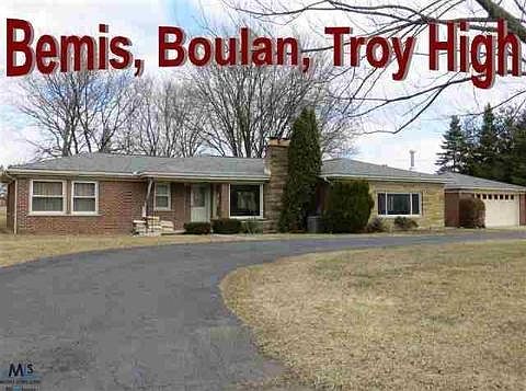 1st image of 1876 Boulan Dr