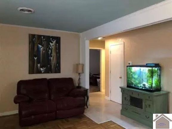 2nd image of 1029 River Oaks Blvd