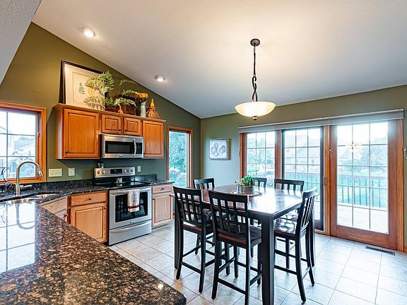 5th image of 53133 Corydon Ct