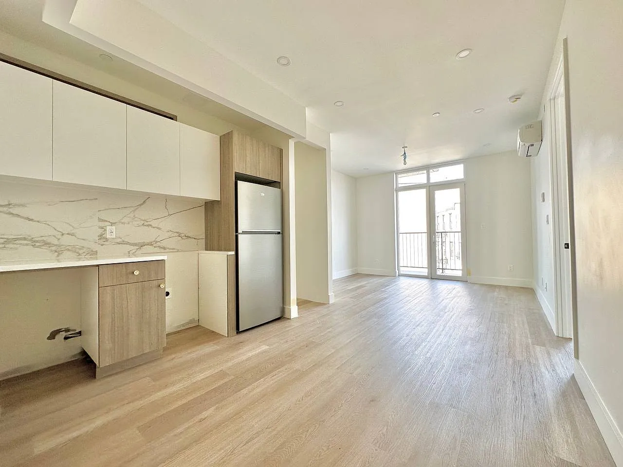 27-24 21st Street — Photo 2