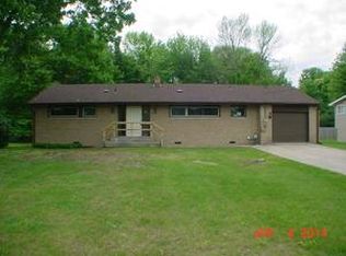 1318 E Wackerly St, Midland, MI 48642