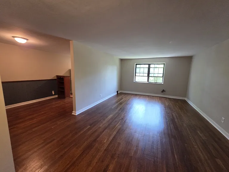 201 E Swissvale Ave #8 — Photo 15