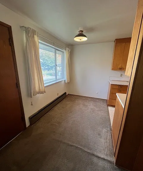 78 Williams Ave S #A — Photo 5