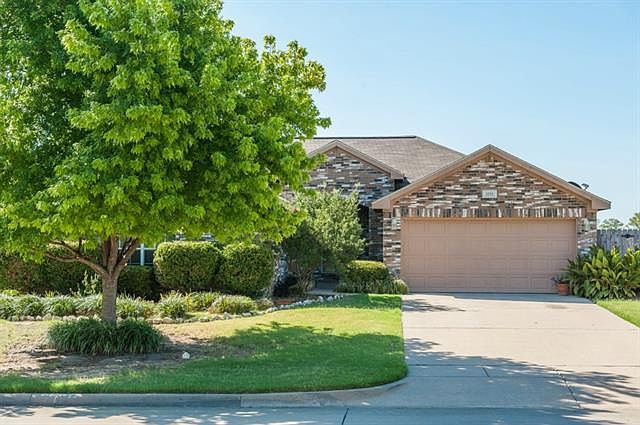 1st image of 3202 Dove Valley Ln
