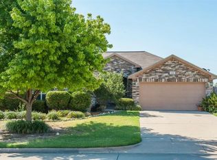 3202 Dove Valley Ln, Mansfield, TX 76063