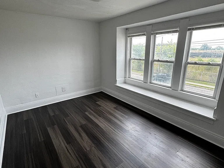 708 Spencer St #2 — Photo 5