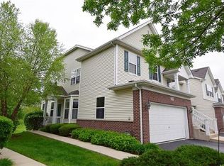 275 Ridge Rd, North Aurora, IL 60542