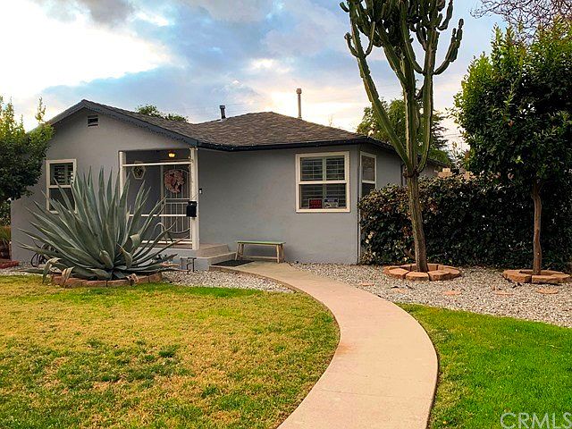 1st image of 2892 N Sierra Way