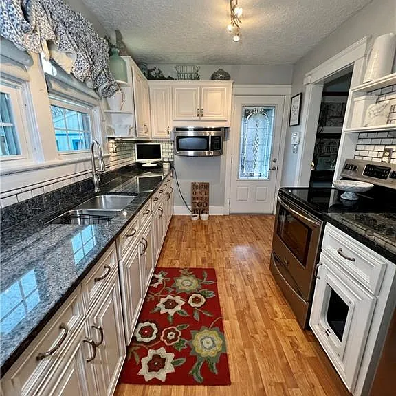 1214 Grant St SE — Photo 8