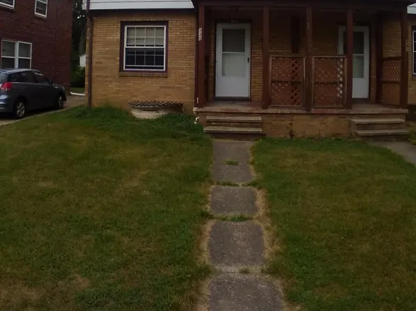 939 Ann St, East Lansing, MI 48823