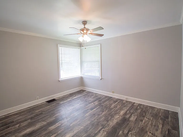 301 W Forest Ave — Photo 22